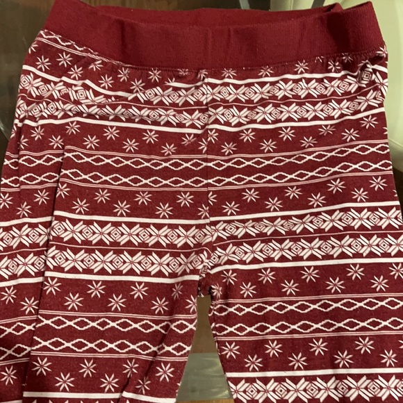 Winter pattern pajama red stretch pants small - Picture 3 of 3